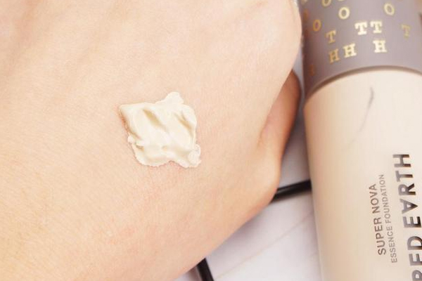 redearth粉底液多少錢 redearth粉底液色號(hào)怎么選 redearth粉底液多少錢 redearth粉底液色號(hào)怎么選