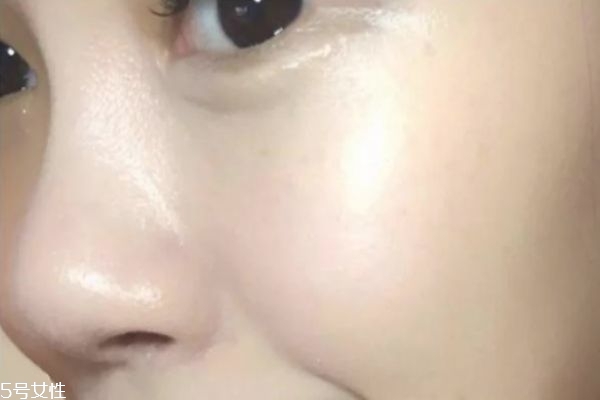 vov星辰氣墊怎么樣 vov煥亮星辰恒顏氣墊霜 vov星辰氣墊怎么樣 vov煥亮星辰恒顏氣墊霜