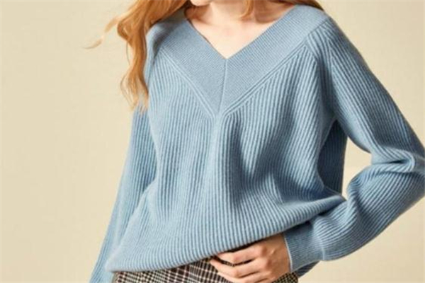 毛衣什么領子好看 冬季內搭首選它 毛衣什么領子好看 冬季內搭首選它