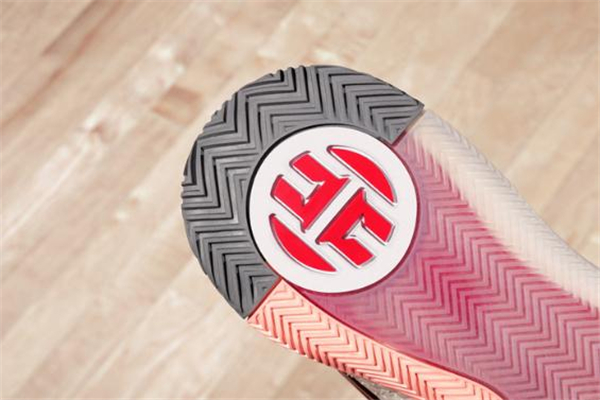 阿迪達斯豬年限定價格 濃濃的中國風(fēng)