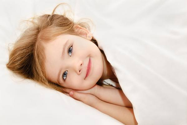 下雪天出生的孩子取什么名字好 下雪天出生的孩子取什么名字好