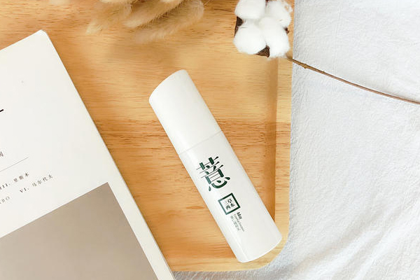 三草兩木薏仁系列怎么樣 三草兩木薏仁護(hù)膚套裝評測