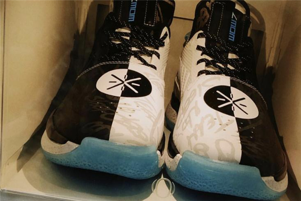 李寧wow7無眠開箱測評 韋德之道7無眠實物細(xì)節(jié) 李寧wow7無眠開箱測評 韋德之道7無眠實物細(xì)節(jié)