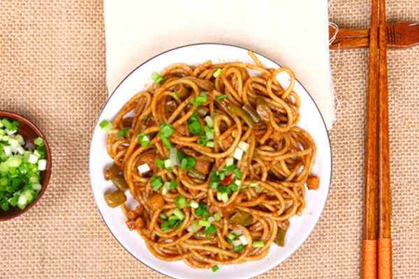 熱干面為什么叫熱干面 其實(shí)是這個(gè)原因 熱干面為什么叫熱干面 其實(shí)是這個(gè)原因