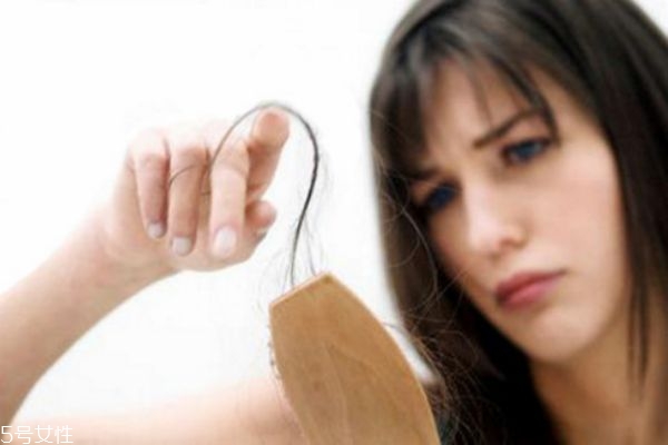 掉頭發(fā)對人有哪些影響?怎么治療好 掉頭發(fā)對人有哪些影響?怎么治療好