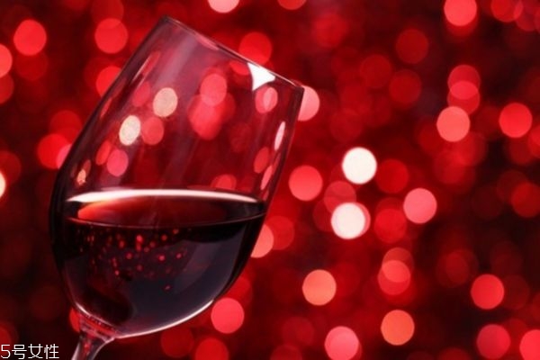紅酒減肥到底有沒有效 紅酒減肥到底有沒有效