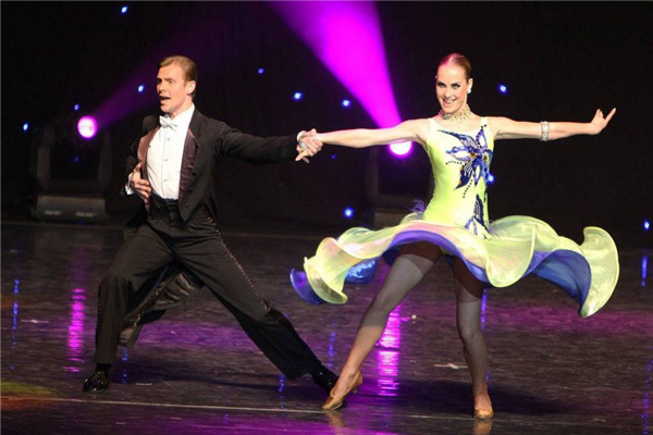 拉丁舞可以一個(gè)人跳嗎 可選擇單人拉丁 拉丁舞可以一個(gè)人跳嗎 可選擇單人拉丁