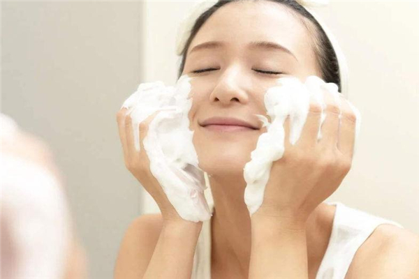 解決女性手腳冰冷、緩經痛必吃8大食材