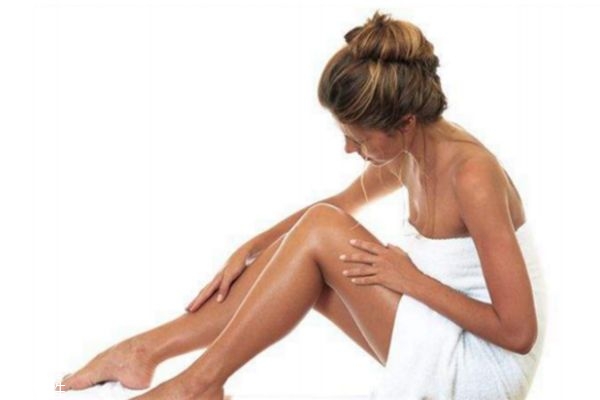 大腿環(huán)形吸脂多久完全消腫 抽脂瘦腿有哪些后遺癥 大腿環(huán)形吸脂多久完全消腫 抽脂瘦腿有哪些后遺癥