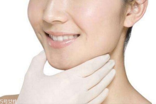 面部吸脂分幾個(gè)部位 自體脂肪填充面部凹陷 面部吸脂分幾個(gè)部位 自體脂肪填充面部凹陷