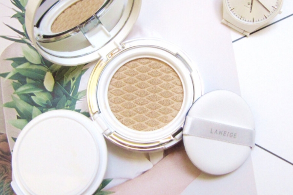 蘭芝小白光氣墊可以當(dāng)粉底嗎 完全可以替代 蘭芝小白光氣墊可以當(dāng)粉底嗎 完全可以替代