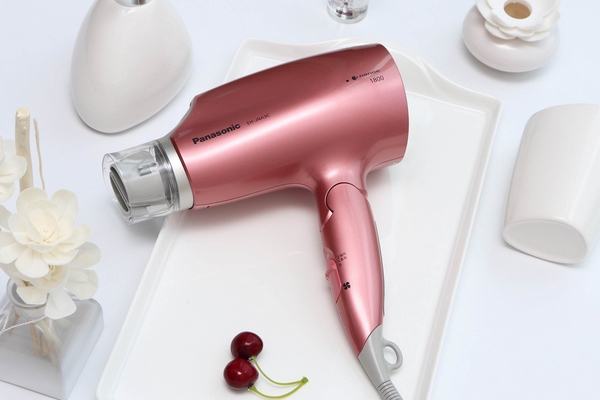 吹風機有燒焦的味道 原來是這樣 吹風機有燒焦的味道 原來是這樣