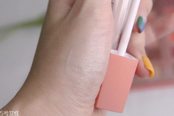 vdl pantone聯(lián)名系列彩妝 vdl pantone living coral vdl pantone聯(lián)名系列彩妝 vdl pantone living coral