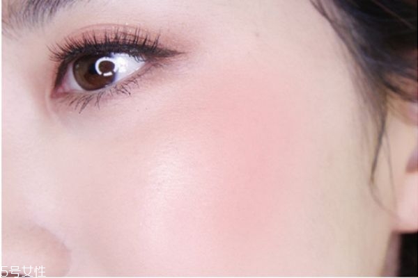 vdl pantone聯(lián)名系列彩妝 vdl pantone living coral vdl pantone聯(lián)名系列彩妝 vdl pantone living coral