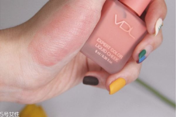 vdl pantone聯(lián)名系列彩妝 vdl pantone living coral vdl pantone聯(lián)名系列彩妝 vdl pantone living coral