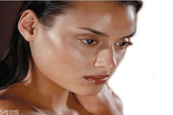 油性皮膚粗糙怎么辦 最有效控油攻略 油性皮膚粗糙怎么辦 最有效控油攻略