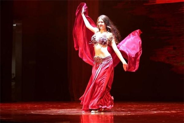 跳肚皮舞肚子會(huì)變大嗎 完全不會(huì) 跳肚皮舞肚子會(huì)變大嗎 完全不會(huì)