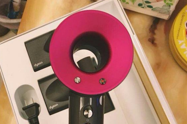 吹風(fēng)機(jī)能殺死螨蟲嗎 教你用吹風(fēng)機(jī)去除螨蟲 吹風(fēng)機(jī)能殺死螨蟲嗎 教你用吹風(fēng)機(jī)去除螨蟲