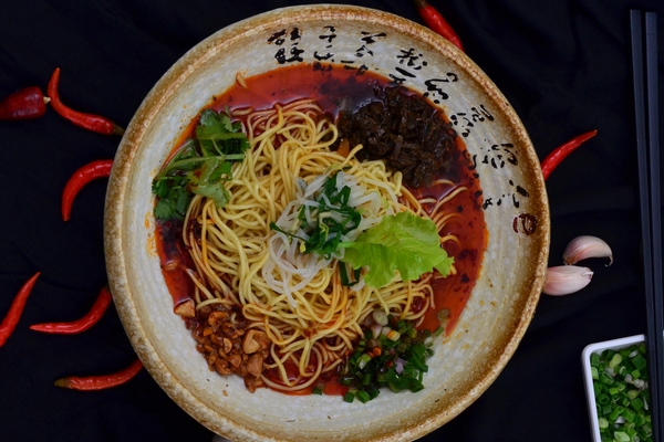 重慶小面是辣的嗎 確實如此 重慶小面是辣的嗎 確實如此