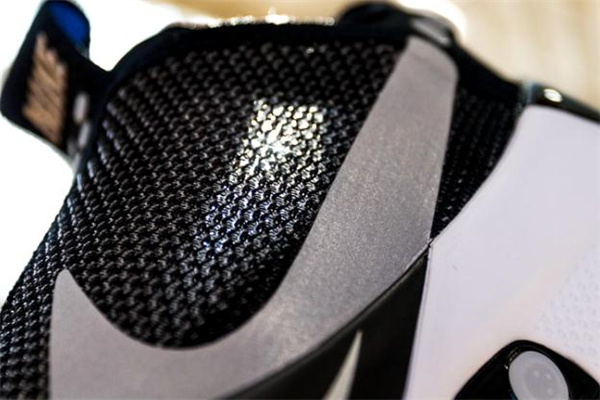 nike adapt bb開箱測評 緩震技術(shù)滿分 nike adapt bb開箱測評 緩震技術(shù)滿分