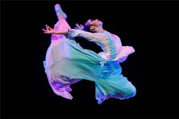 古典舞怎么轉(zhuǎn)圈 記住這些技巧 古典舞怎么轉(zhuǎn)圈 記住這些技巧