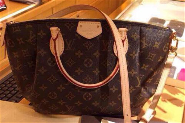 lv包包為什么會變色 原因是這樣 lv包包為什么會變色 原因是這樣