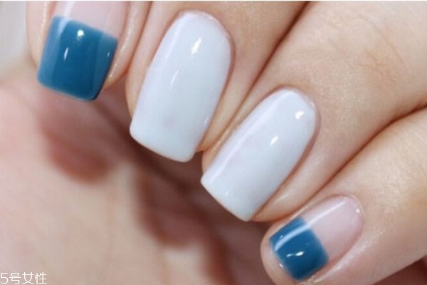 日系田園風美甲怎么做 簡單美甲教程 日系田園風美甲怎么做 簡單美甲教程