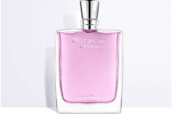 蘭蔻奇跡綻放香味濃嗎 蘭蔻奇跡綻放香水留香時間 蘭蔻奇跡綻放香味濃嗎 蘭蔻奇跡綻放香水留香時間