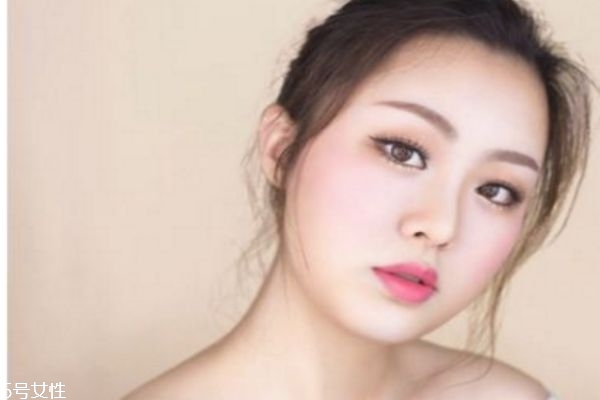 韓國學生妝教程 菜鳥也能學畫韓式妝容 韓國學生妝教程 菜鳥也能學畫韓式妝容