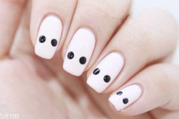 卡通手繪美甲怎么做 動(dòng)物圖案卡通美甲怎么做 卡通手繪美甲怎么做 動(dòng)物圖案卡通美甲怎么做