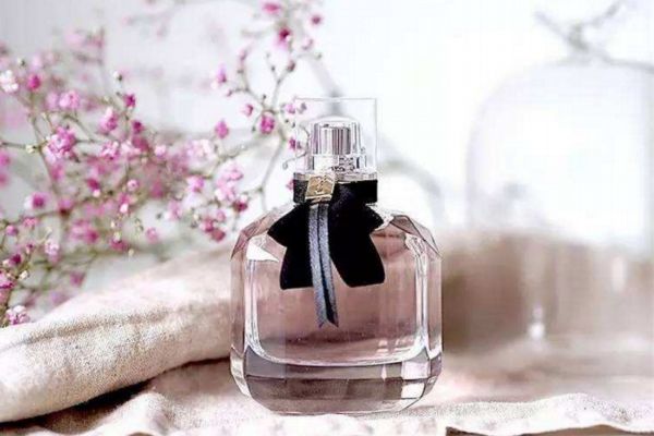 香水有保質期嗎 噴了過期的香水會怎樣