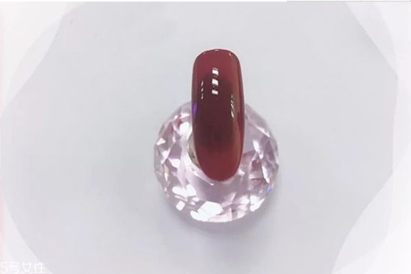 條紋撞色美甲教程 可愛(ài)美甲教程