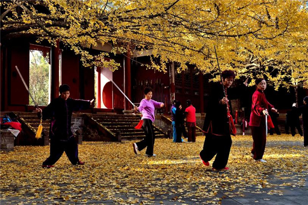 晨練后血糖會(huì)升高嗎 影響不大 晨練后血糖會(huì)升高嗎 影響不大