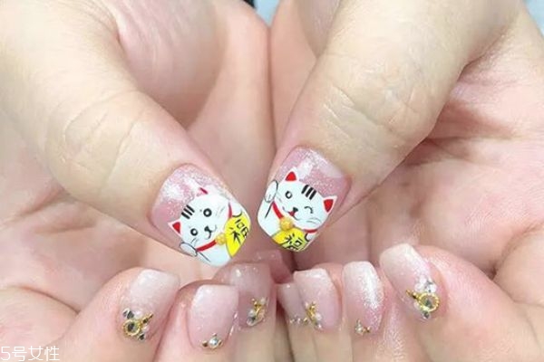 小豬美甲教程圖解 2019新年美甲圖片 小豬美甲教程圖解 2019新年美甲圖片