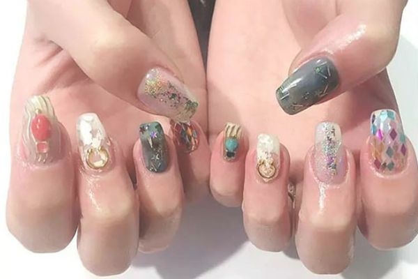 小豬美甲教程圖解 2019新年美甲圖片 小豬美甲教程圖解 2019新年美甲圖片