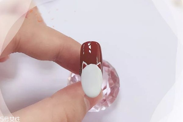 條紋撞色美甲教程 可愛(ài)美甲教程