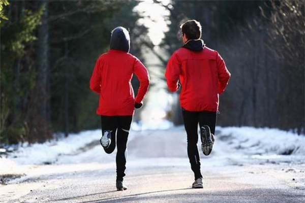 冬天健身不出汗有用嗎 當(dāng)然有效果 冬天健身不出汗有用嗎 當(dāng)然有效果