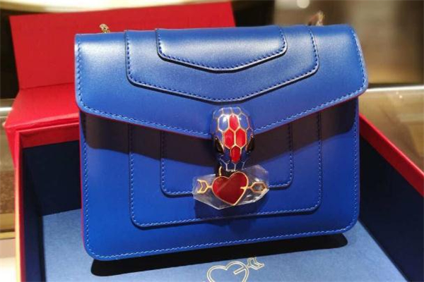 寶格麗2019情人節(jié)限定包包尺寸 充滿愛的氣息 寶格麗2019情人節(jié)限定包包尺寸 充滿愛的氣息