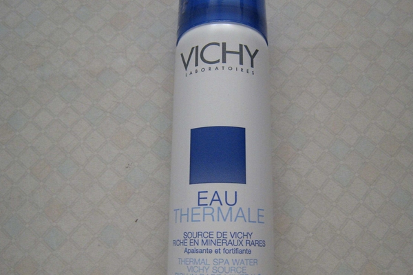 薇姿噴霧正確用法 其實(shí)很簡(jiǎn)單 薇姿噴霧正確用法 其實(shí)很簡(jiǎn)單