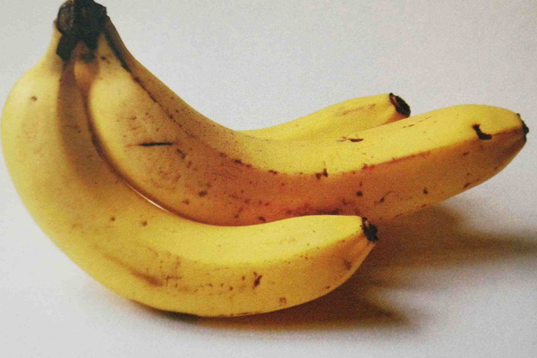 草莓和香蕉可以一起吃嗎？小心脾胃虛寒