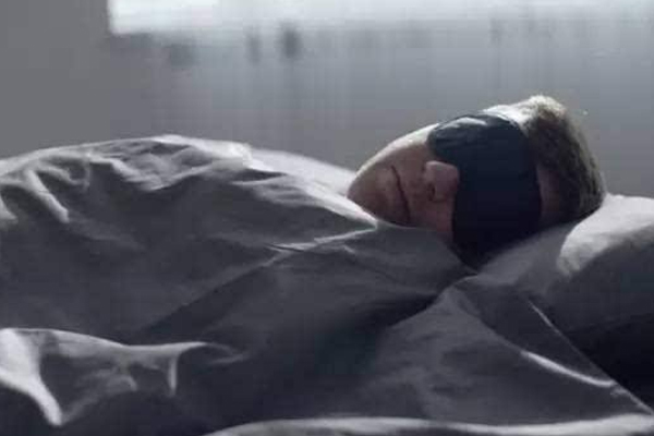 冬天起床困難 4妙招活血醒腦解賴床 冬天起床困難 4妙招活血醒腦解賴床