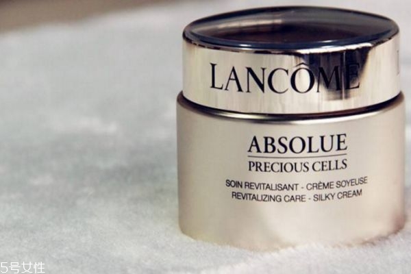 抗皺面霜怎么用 提拉緊膚抗皺面霜推薦 抗皺面霜怎么用 提拉緊膚抗皺面霜推薦