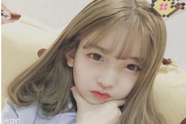 燙發(fā)后如何保養(yǎng) 燙發(fā)要注意的誤區(qū) 燙發(fā)后如何保養(yǎng) 燙發(fā)要注意的誤區(qū)