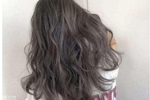 2019年流行什么卷發(fā) 2019年流行的長發(fā)波浪卷 2019年流行什么卷發(fā) 2019年流行的長發(fā)波浪卷