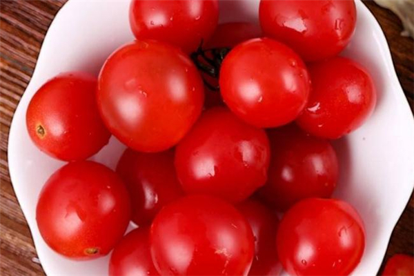 圣女果糖尿病人能吃嗎 適量即可 圣女果糖尿病人能吃嗎 適量即可