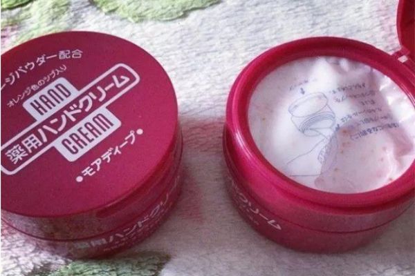 什么護(hù)手霜最補(bǔ)水 哪種護(hù)手霜最滋潤(rùn)