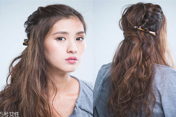 長卷發(fā)怎么扎好看圖解 長卷發(fā)扎法步驟 長卷發(fā)怎么扎好看圖解 長卷發(fā)扎法步驟