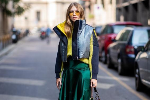 羽絨背心如何搭配 這樣更有時(shí)尚感 羽絨背心如何搭配 這樣更有時(shí)尚感