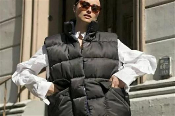羽絨背心如何搭配 這樣更有時(shí)尚感 羽絨背心如何搭配 這樣更有時(shí)尚感