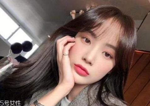 2019年流行什么卷發(fā) 2019年流行的長發(fā)波浪卷 2019年流行什么卷發(fā) 2019年流行的長發(fā)波浪卷